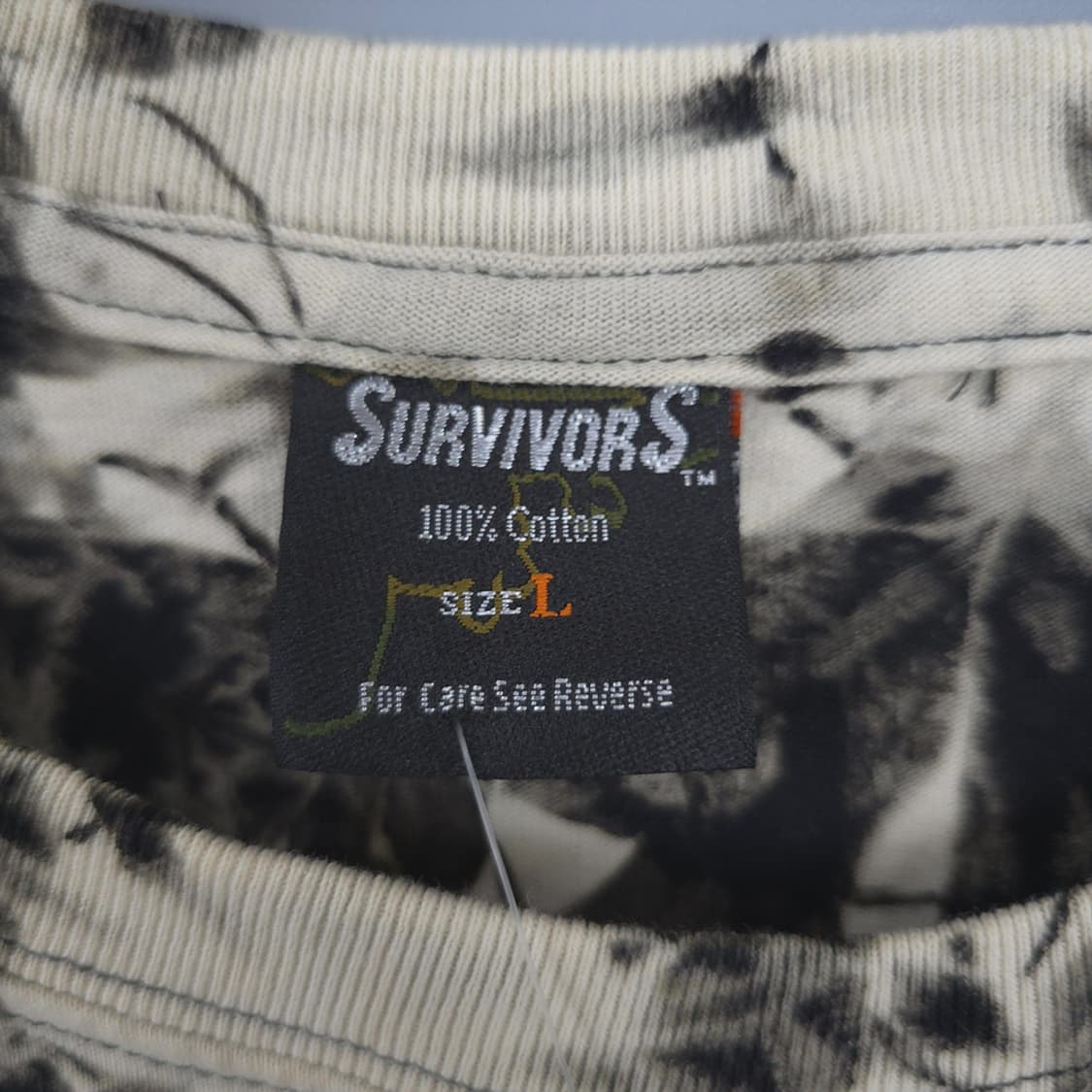 새제품)서바이버스 울프 그래픽 타이다이 반팔티 L 상품이미지5