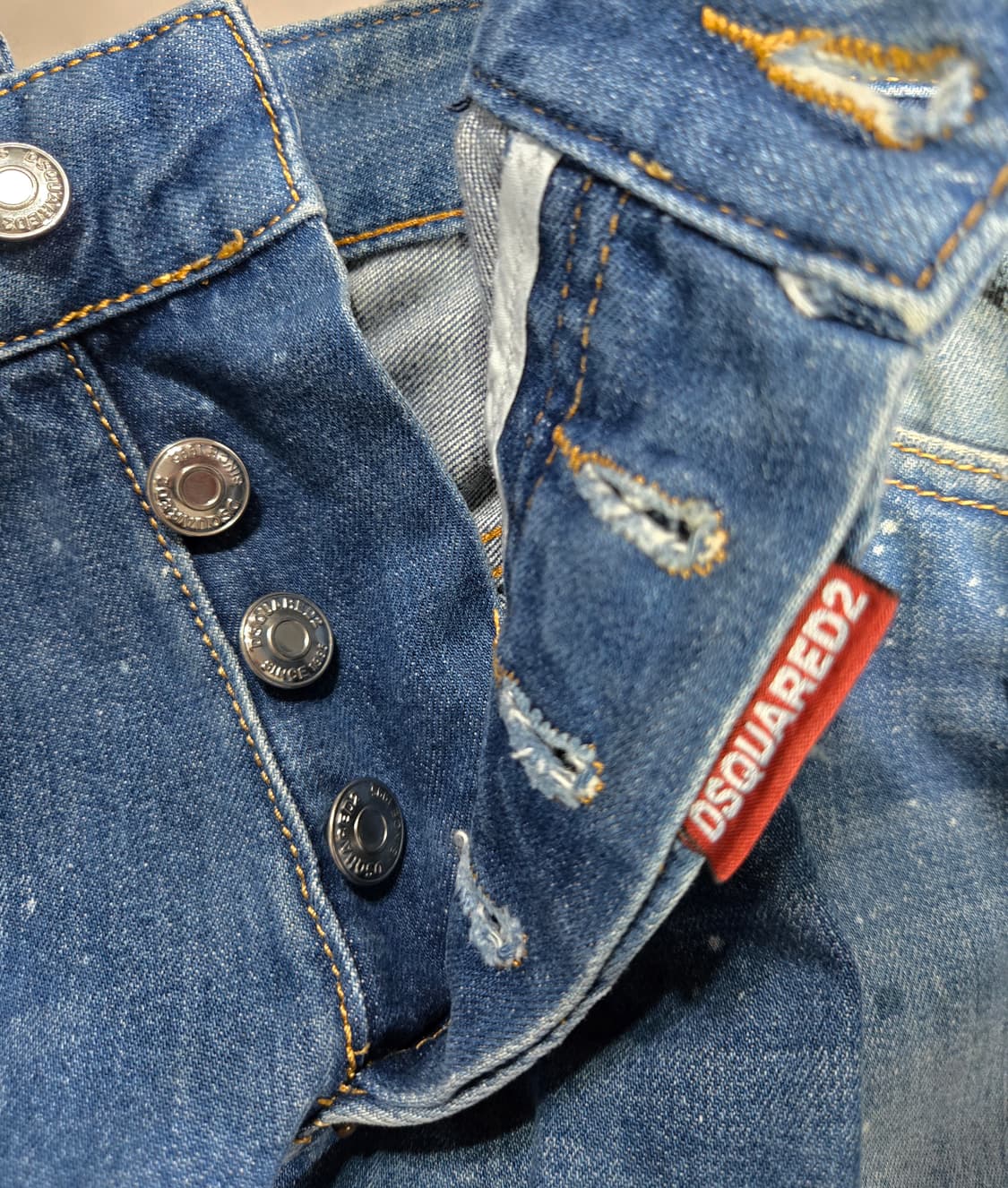 디스퀘어드2 페인팅 패치 슬림핏 데님팬츠 청바지 35~36 상품이미지4