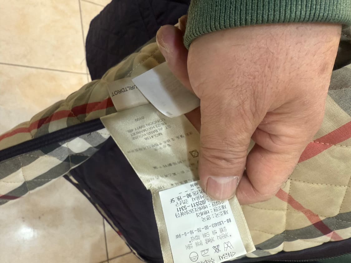 55-66 정품 버버리 퀄팅자켓 팝니다 상품이미지5