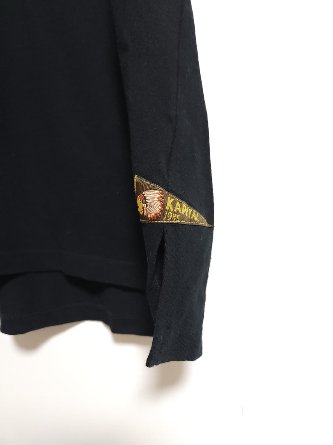 캐피탈 플래그 포켓티셔츠 상품이미지2