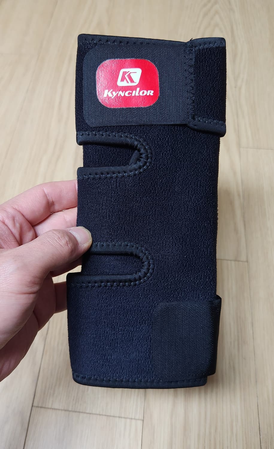 3중 벨크로 무릎보호대 (왼쪽,오른쪽 2개 1세트) 미착용 새상품 상품이미지1