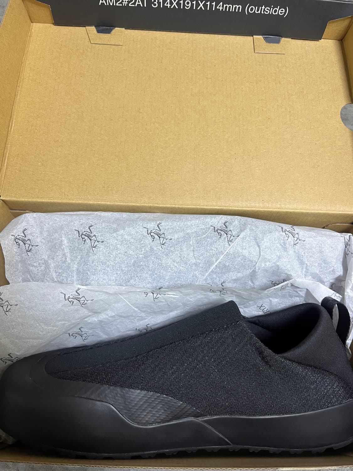 칸예 아크테릭스 크래그 270 블랙 새상품 Yeezy 상품이미지4