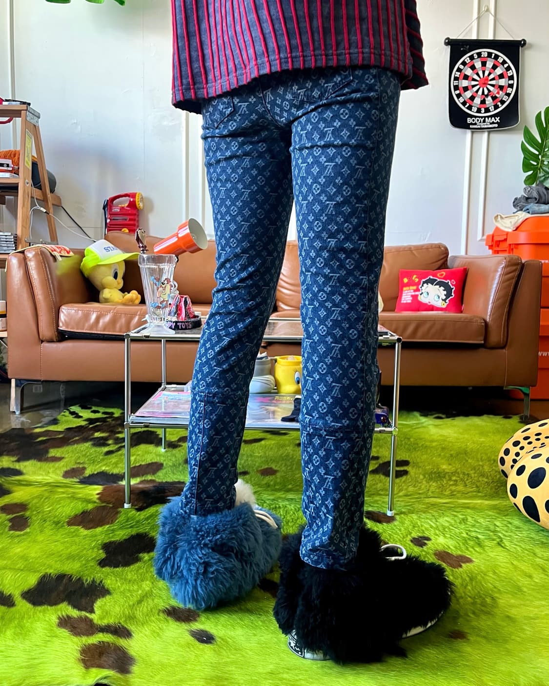 2000s Louis Vuitton Monogram Denim Pants 상품이미지2