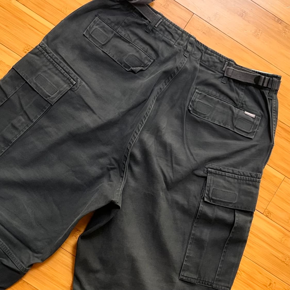 에스피오나지 챠콜 카고팬츠 SIZE L 상품이미지4