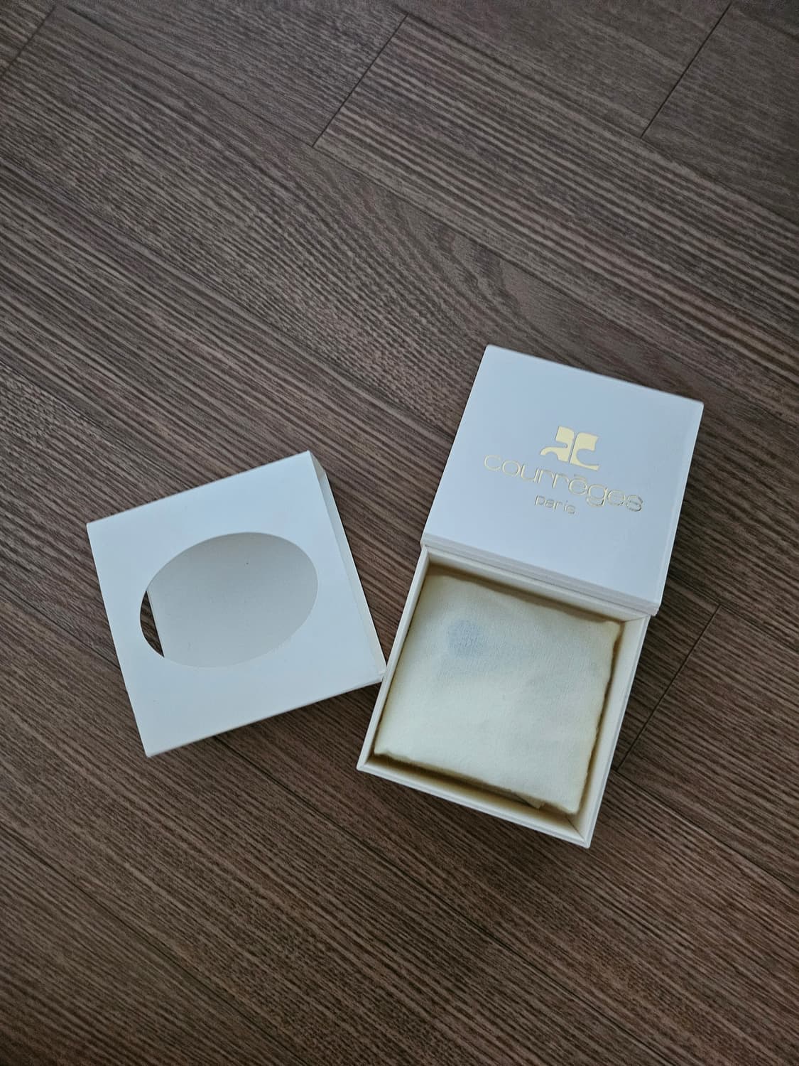 꾸레쥬 정품시계 상품이미지2