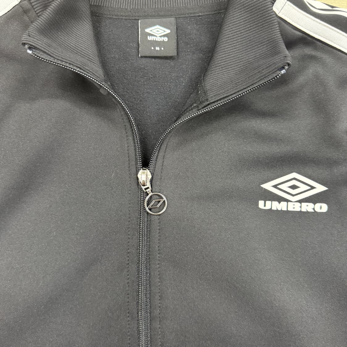 (M)엄브로 UMBRO 사이드라인 트랙탑 져지(블랙,검흰) 상품이미지2