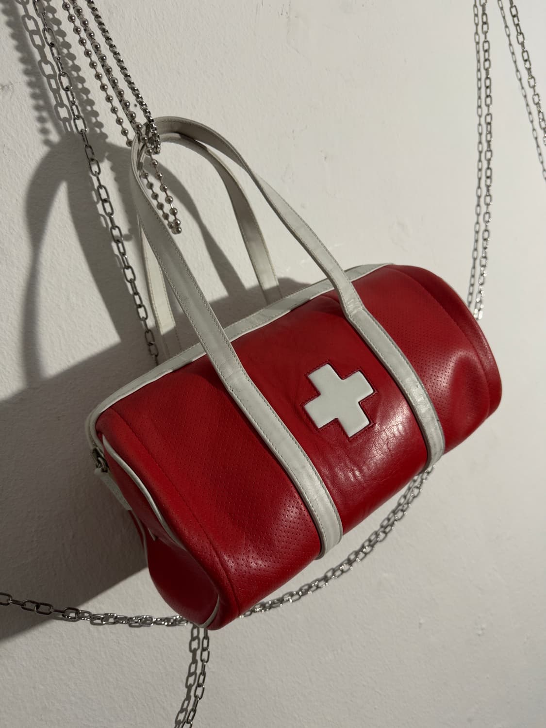 발리 레드크로스 레더 스몰 해머백 상품이미지1