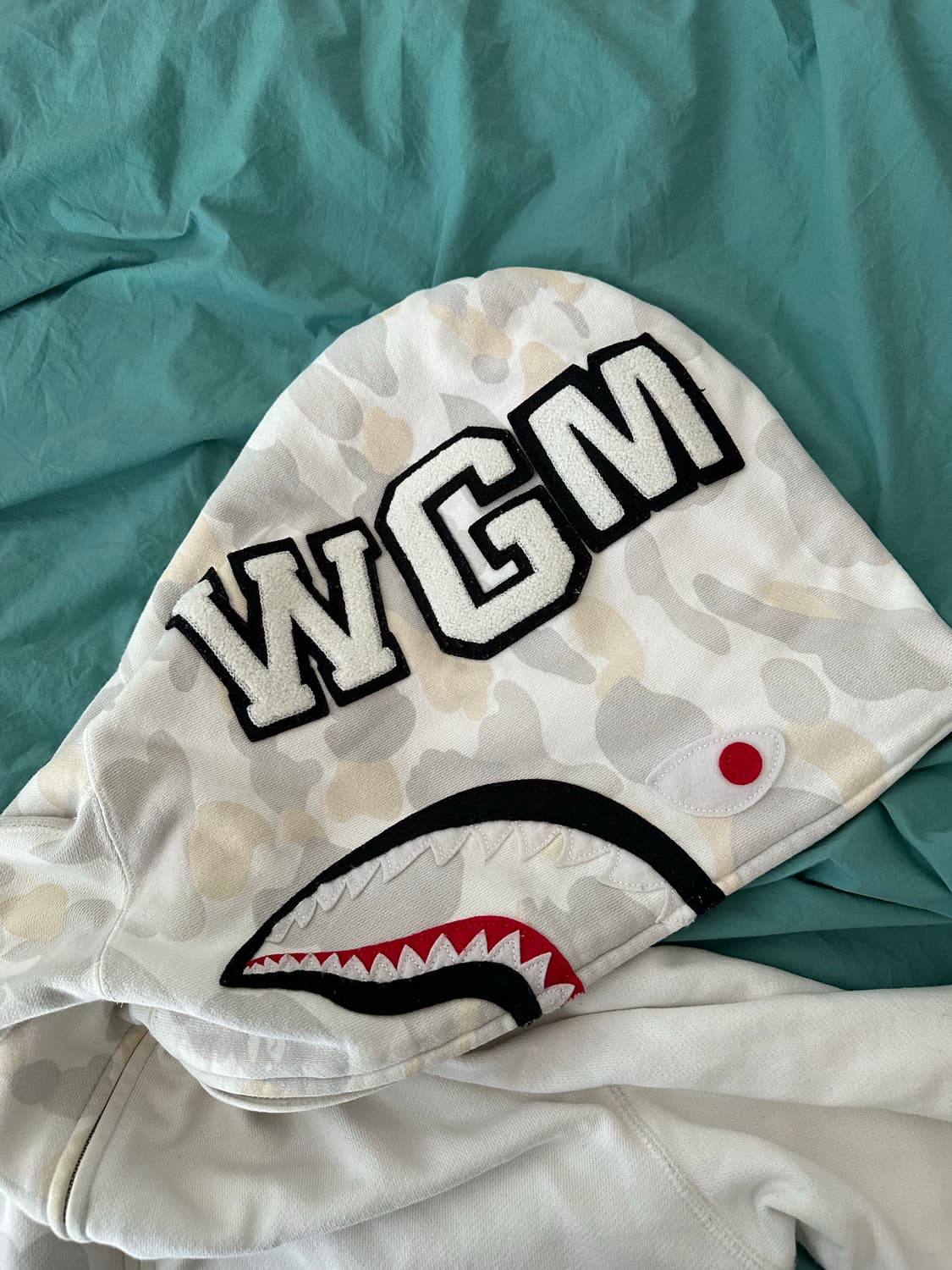 베이프 시티카모 하프 샤크 풀 집업 상품이미지2