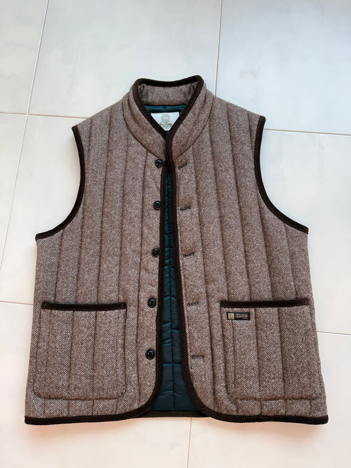 바스통 187 브라운 헤링본 베스트 L(105-110) 상품이미지4