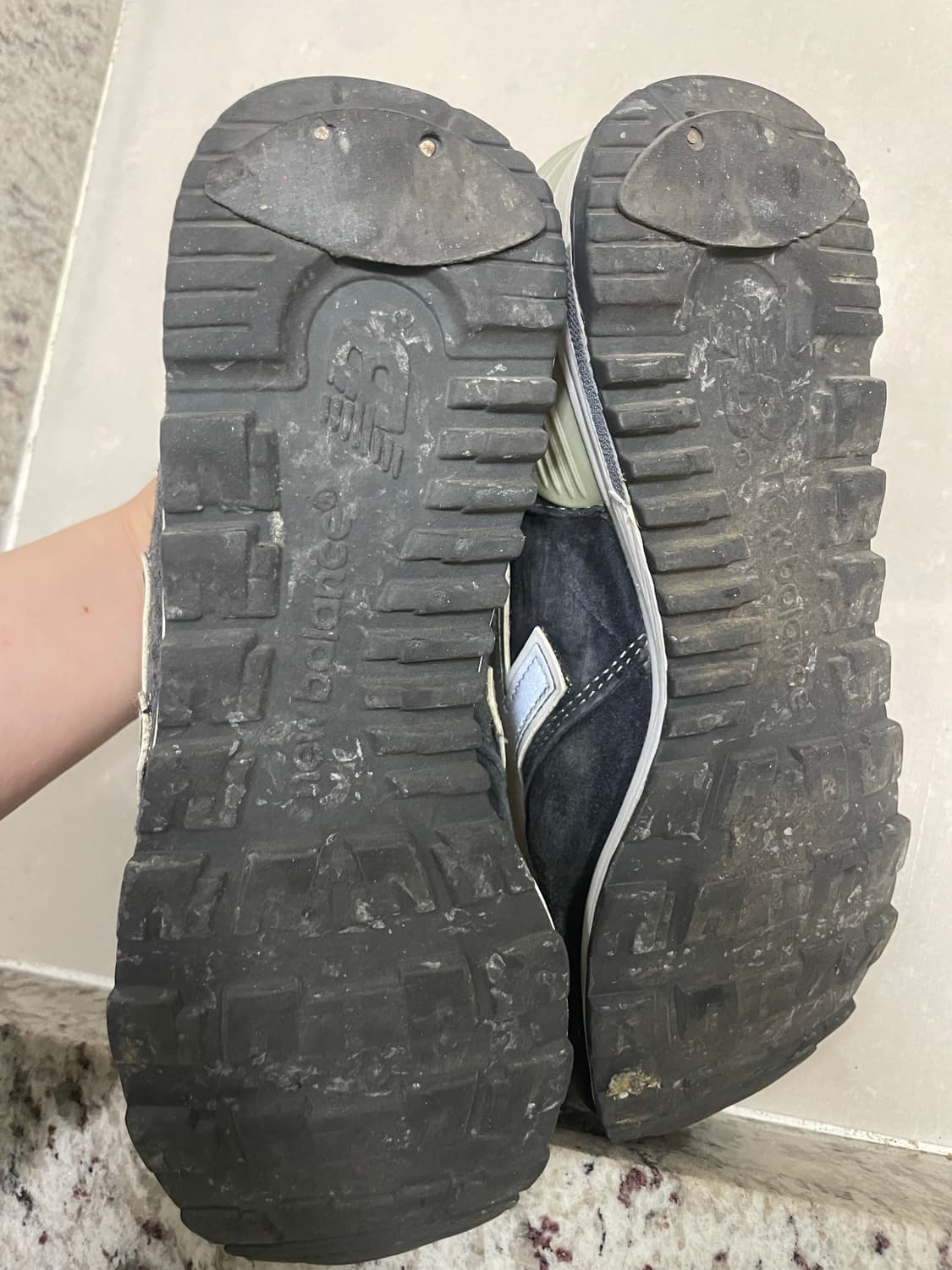 뉴발란스 1400 네이비 235 상품이미지2