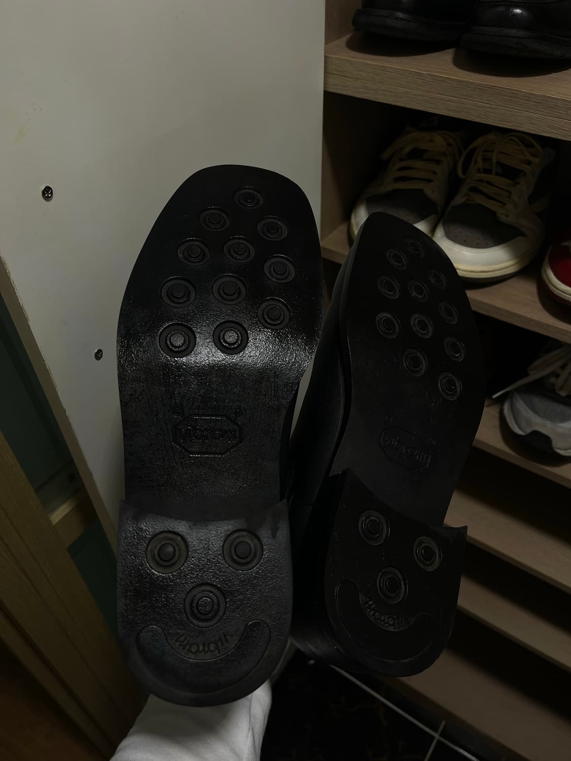 인사일런스 스퀘어토 첼시부츠 상품이미지5