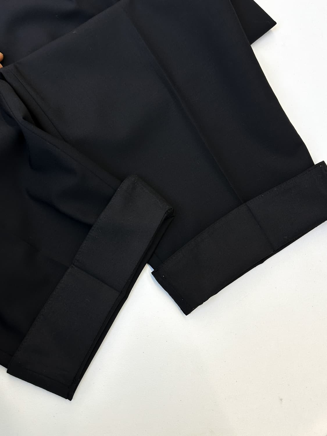 꼼데가르송 옴므 AD.2018 핀턱 울 슬랙스 상품이미지6