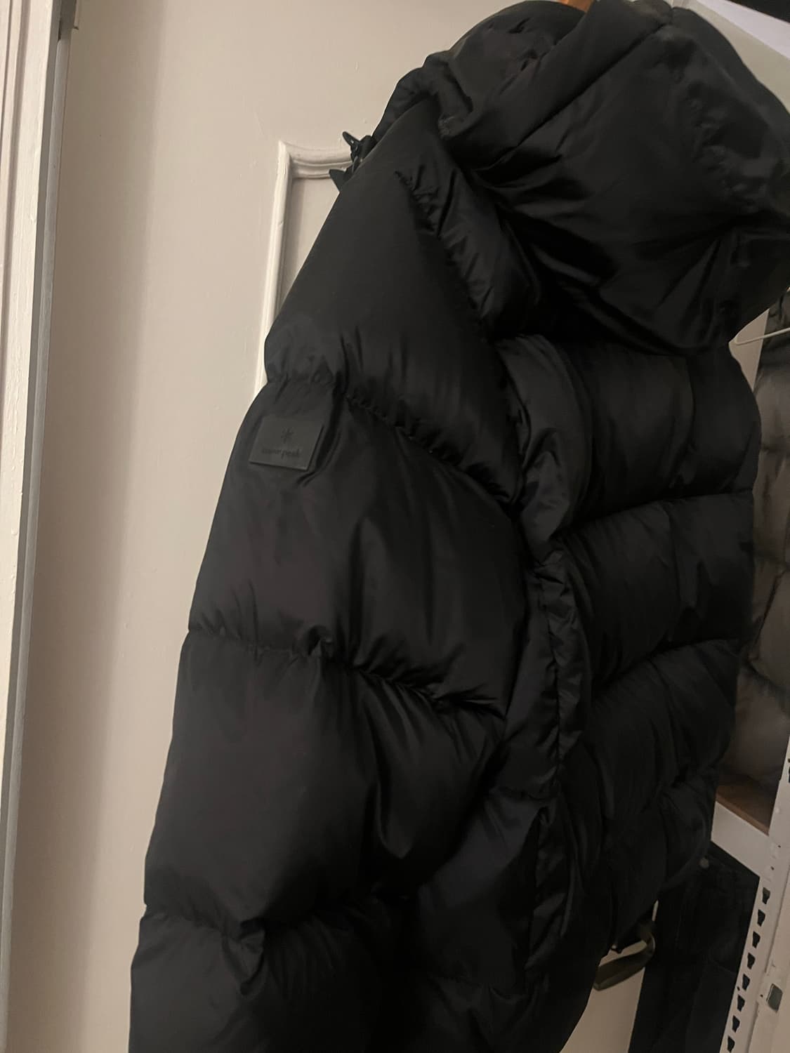 스노우피크 후드 구스 다운 자켓 블랙 상품이미지4