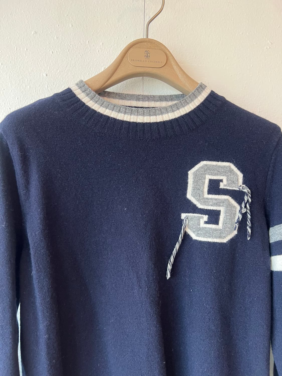 손정완 여성 네이비 울캐시미어니트 라운드니트 상품이미지1