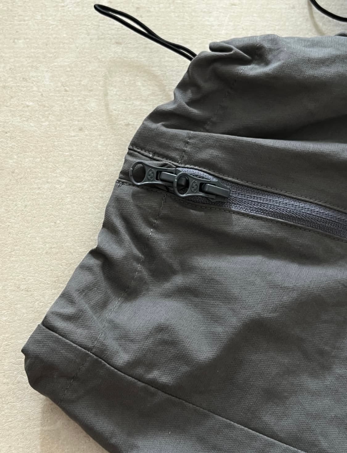 산산기어 지퍼팬츠 차콜 1사이즈 상품이미지4