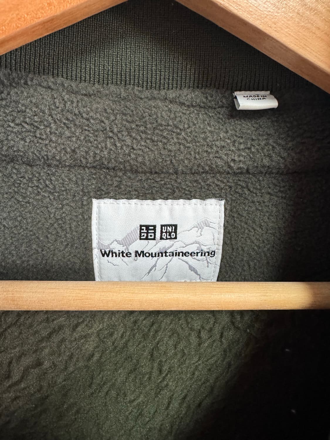 유니클로 화이트마운티니어링 후리스 올리브 상품이미지3