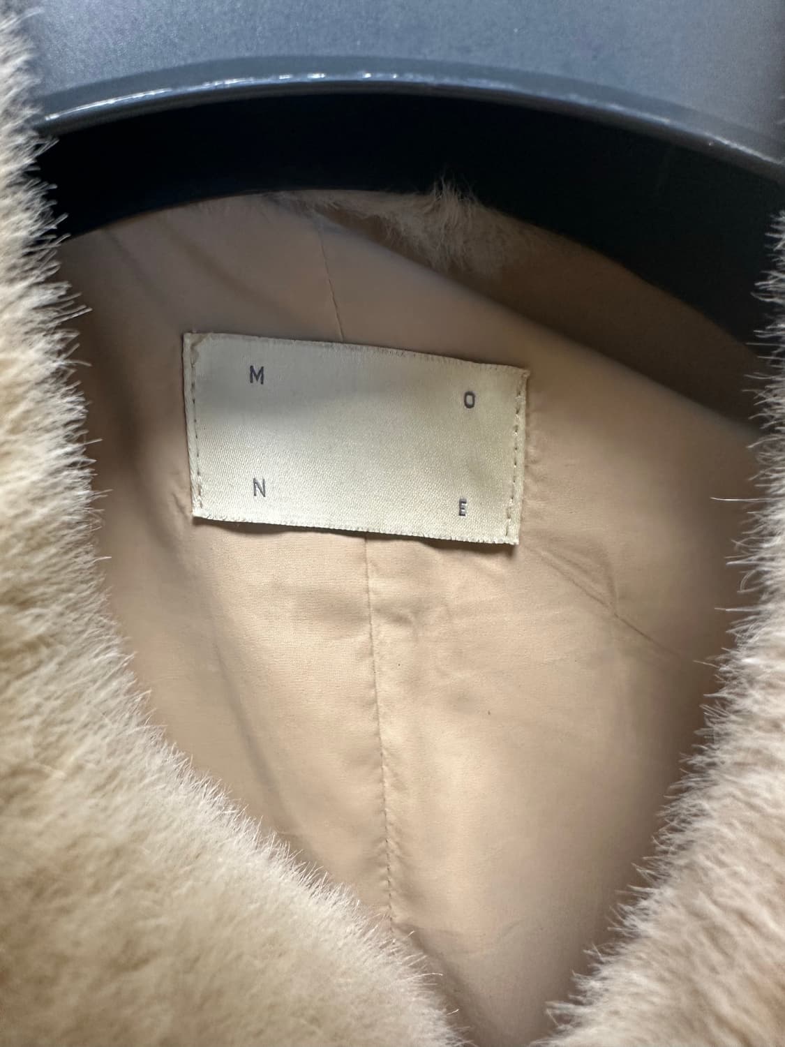 모네 에디트 퍼자켓 리본빛 퍼자켓 상품이미지2