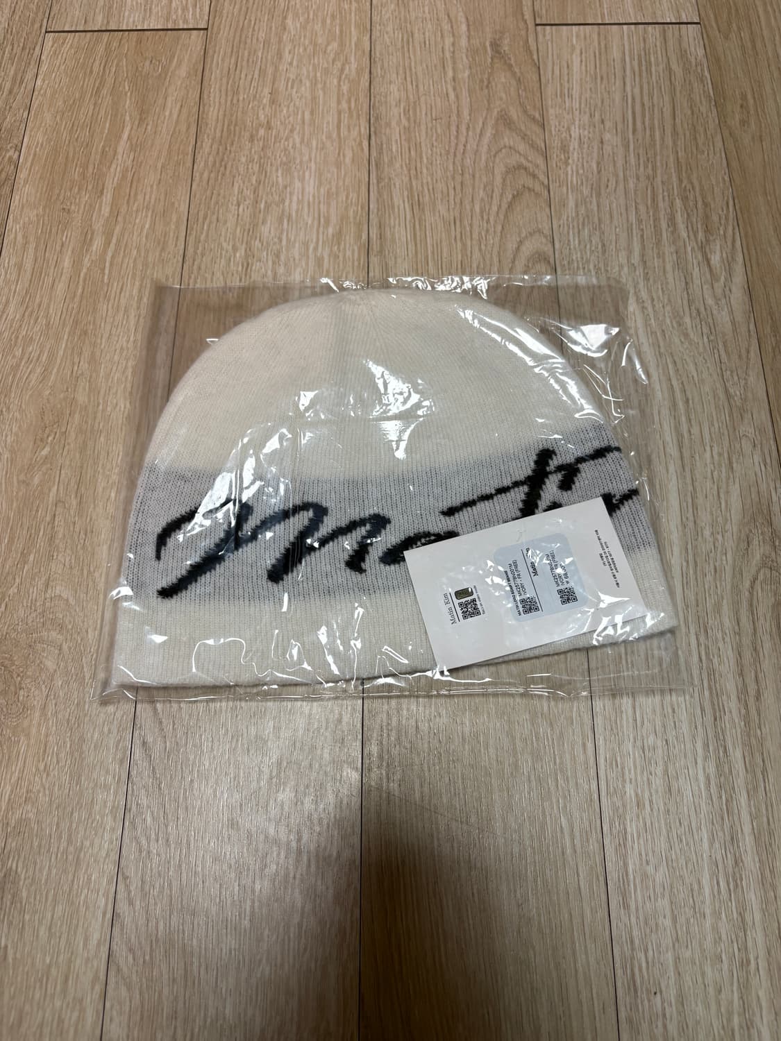 마뗑킴 로고 스크립트 비니 아이보리 새상품 상품이미지1