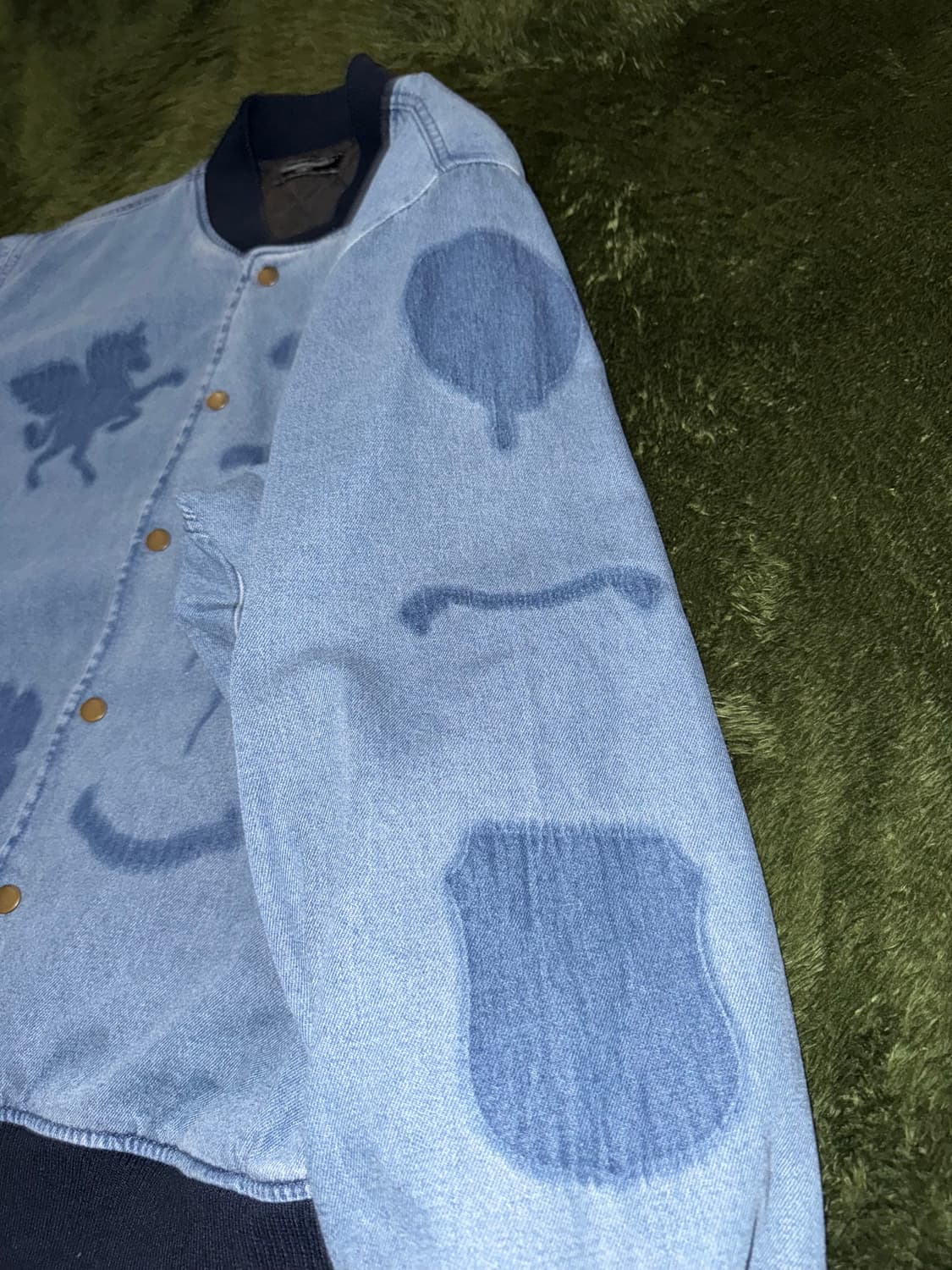 [L] 나이스고스트클럽 워시드 앰블럼 데님 바시티 자켓 상품이미지5