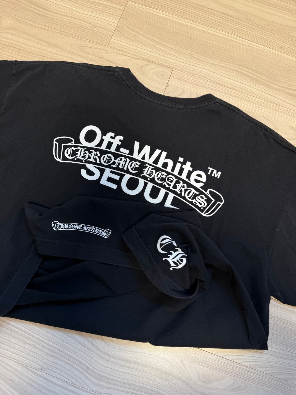 크롬하츠 x 오프화이트 서울 시티컬렉션 티셔츠 블랙  상품이미지3