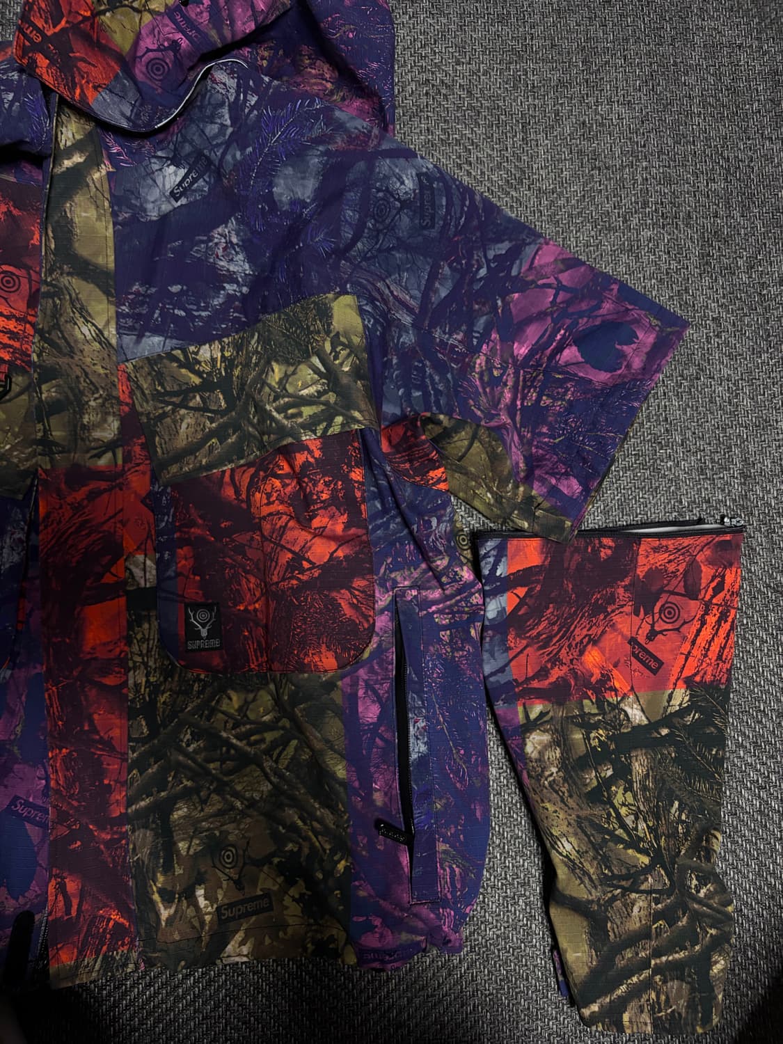 슈프림xSouth2 west8 (남이서팔) 상품이미지6