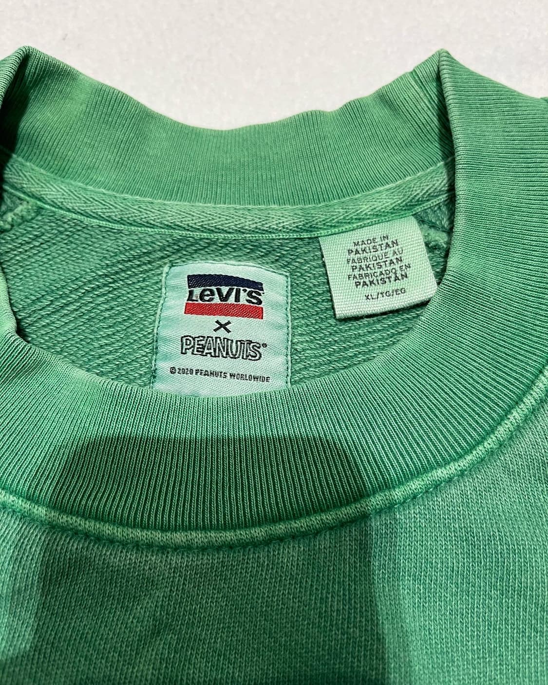 리바이스 X 스누피 콜라보 스웻셔츠 상품이미지4