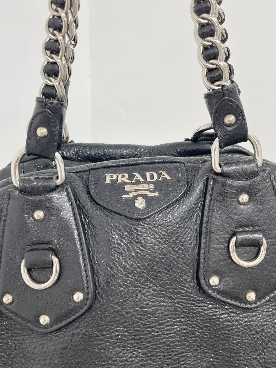 프라다 레더 체인 숄더백 상품이미지5