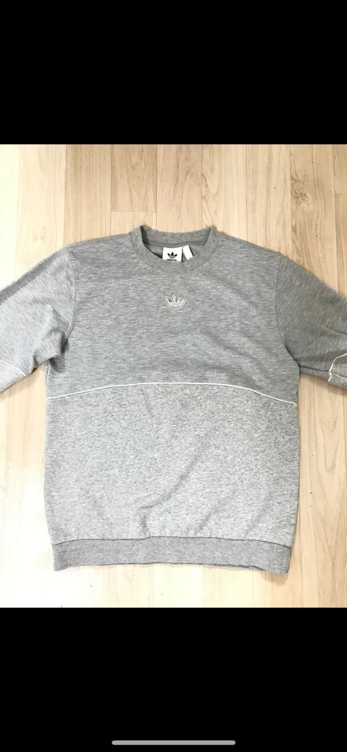 아디다스 맨투맨(사이즈별로 있어요) 상품이미지1