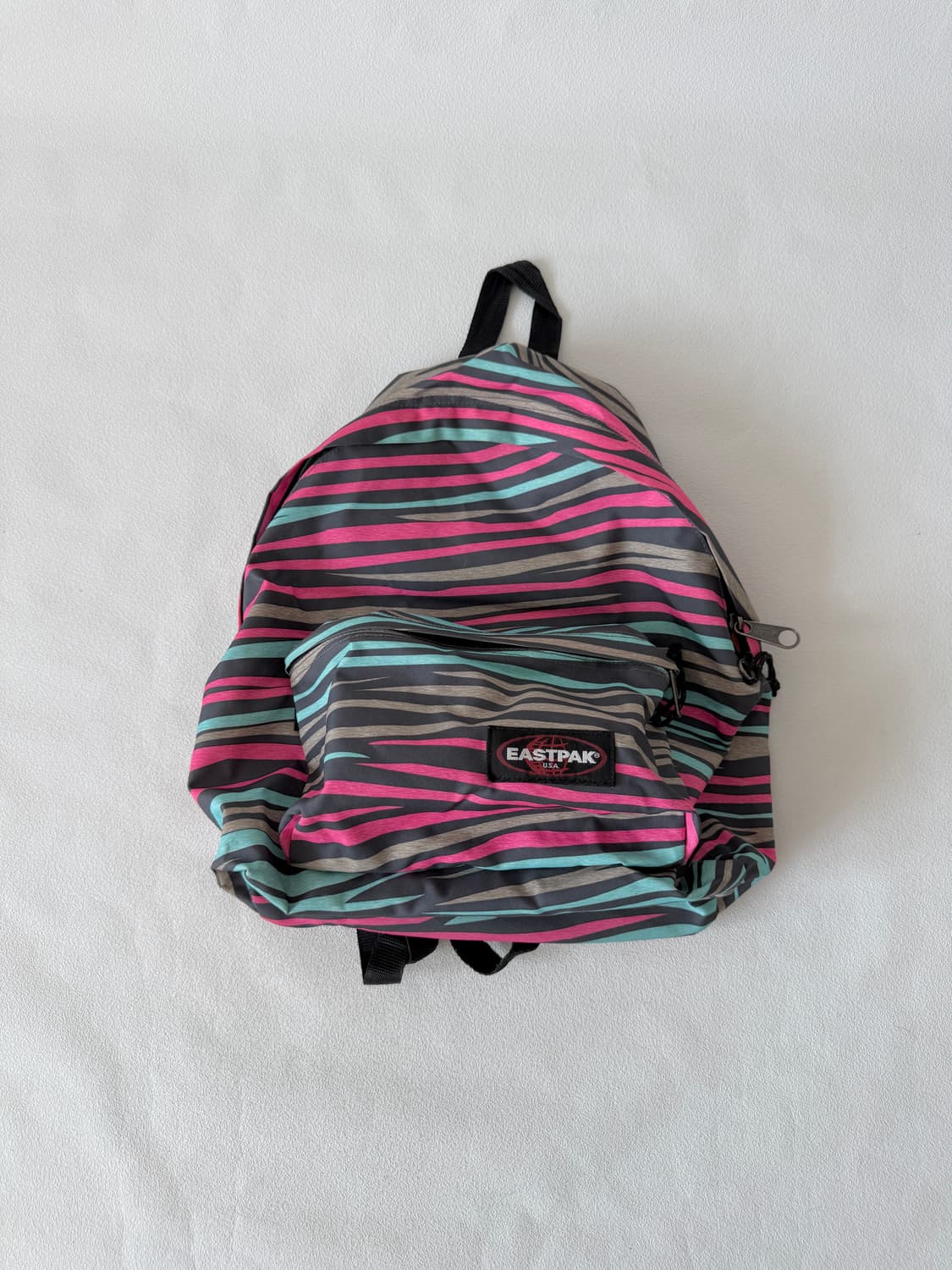 이스트팩(EASTPAK) 백팩 상품이미지1