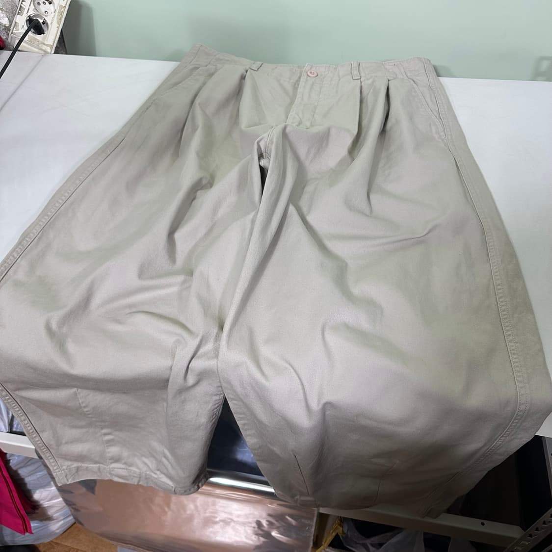 XL 34 무신사스탠다드 라이트베이지 하이웨스트 투턱 와이드 코튼팬츠 상품이미지4