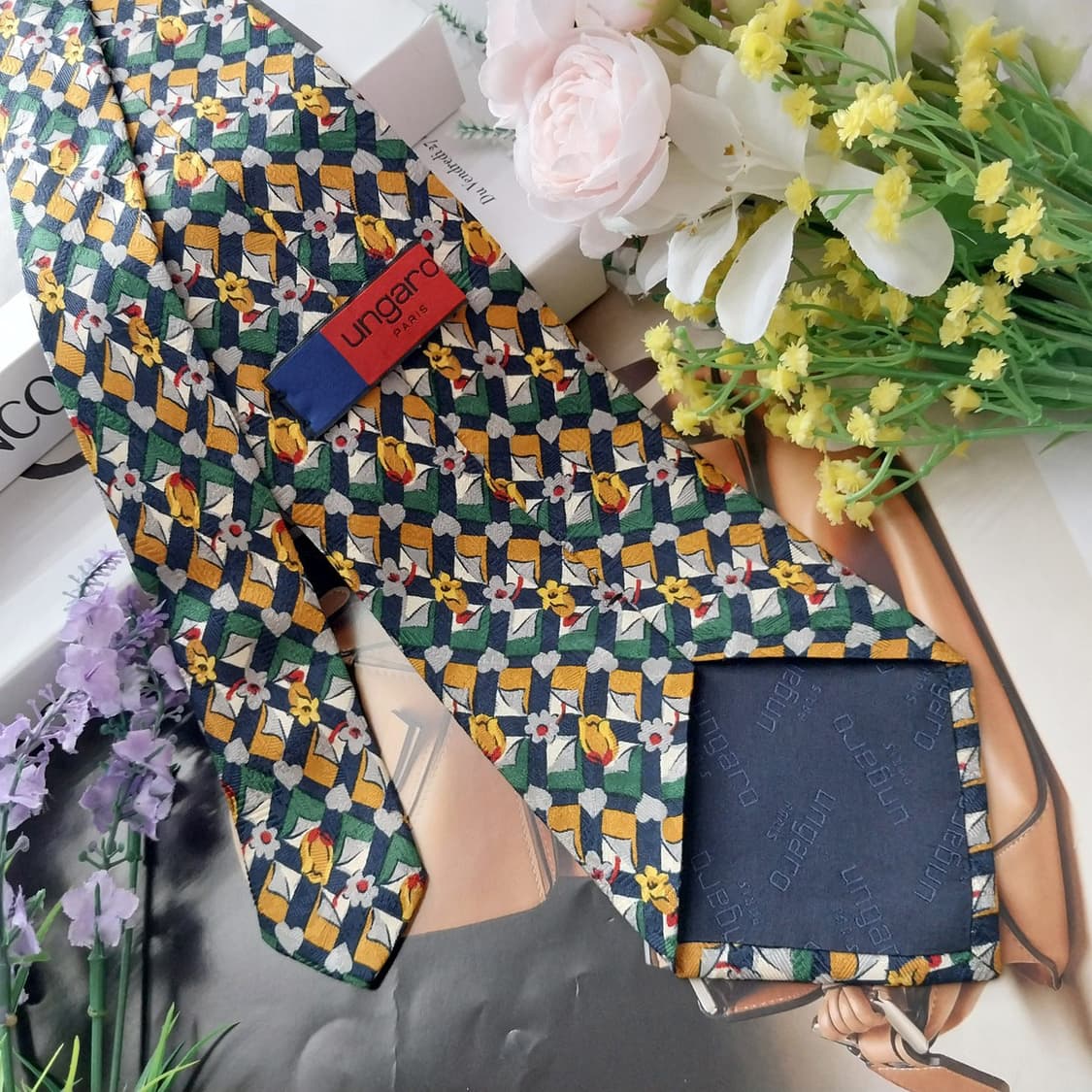 웅가로 실크 네이비&옐로 플로럴 넥타이 9.9cm A+등급  K1234
 상품이미지4