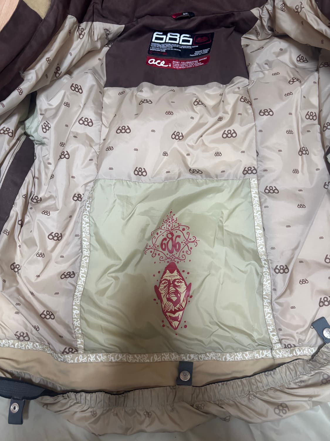 686 브라운 보드복 (패딩) 입니당! 상품이미지3