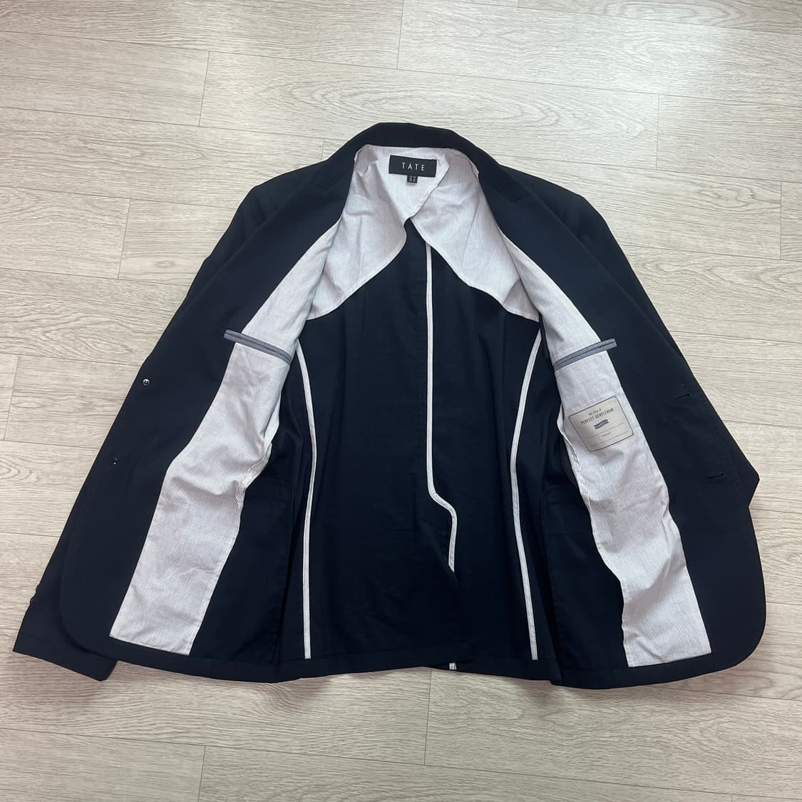 [TATE] 라이트웨이트 테일러드 블레이저 (100) 상품이미지2