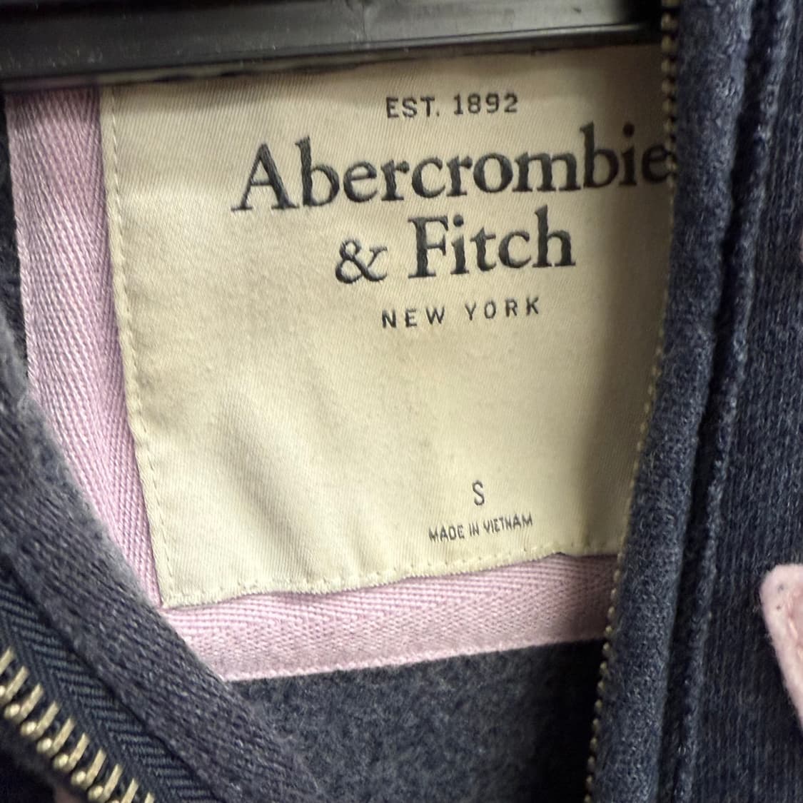 아베크롬비 핑크 폰트 NY 네이비 후드집업 S 상품이미지2