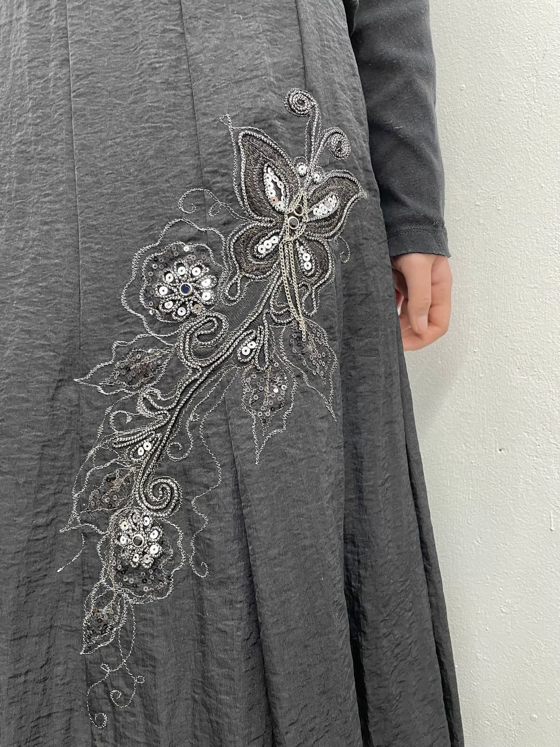 블랙페어리 자수 스커트 상품이미지3