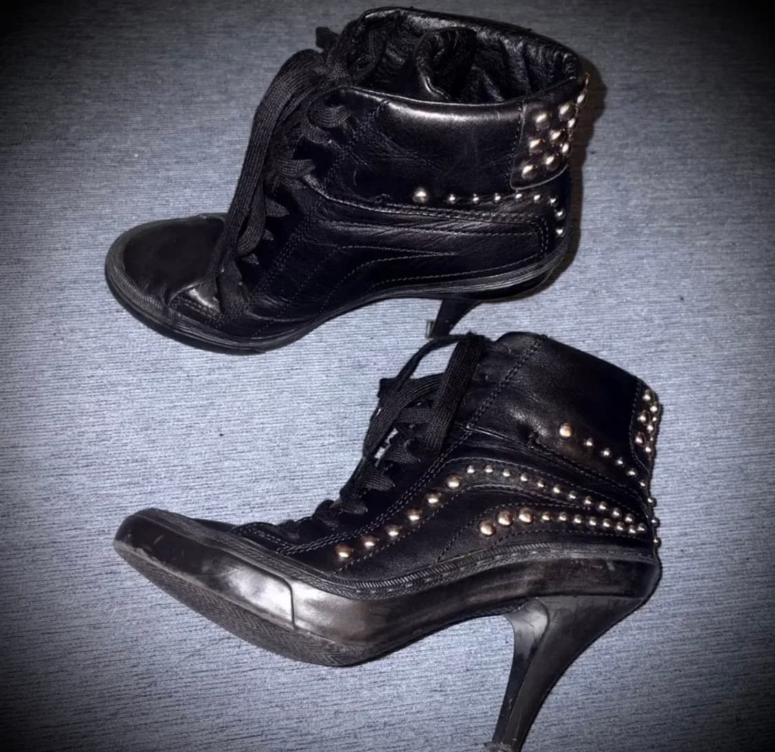 Ash black high-hill 스터드 블랙 하이 힐 상품이미지1