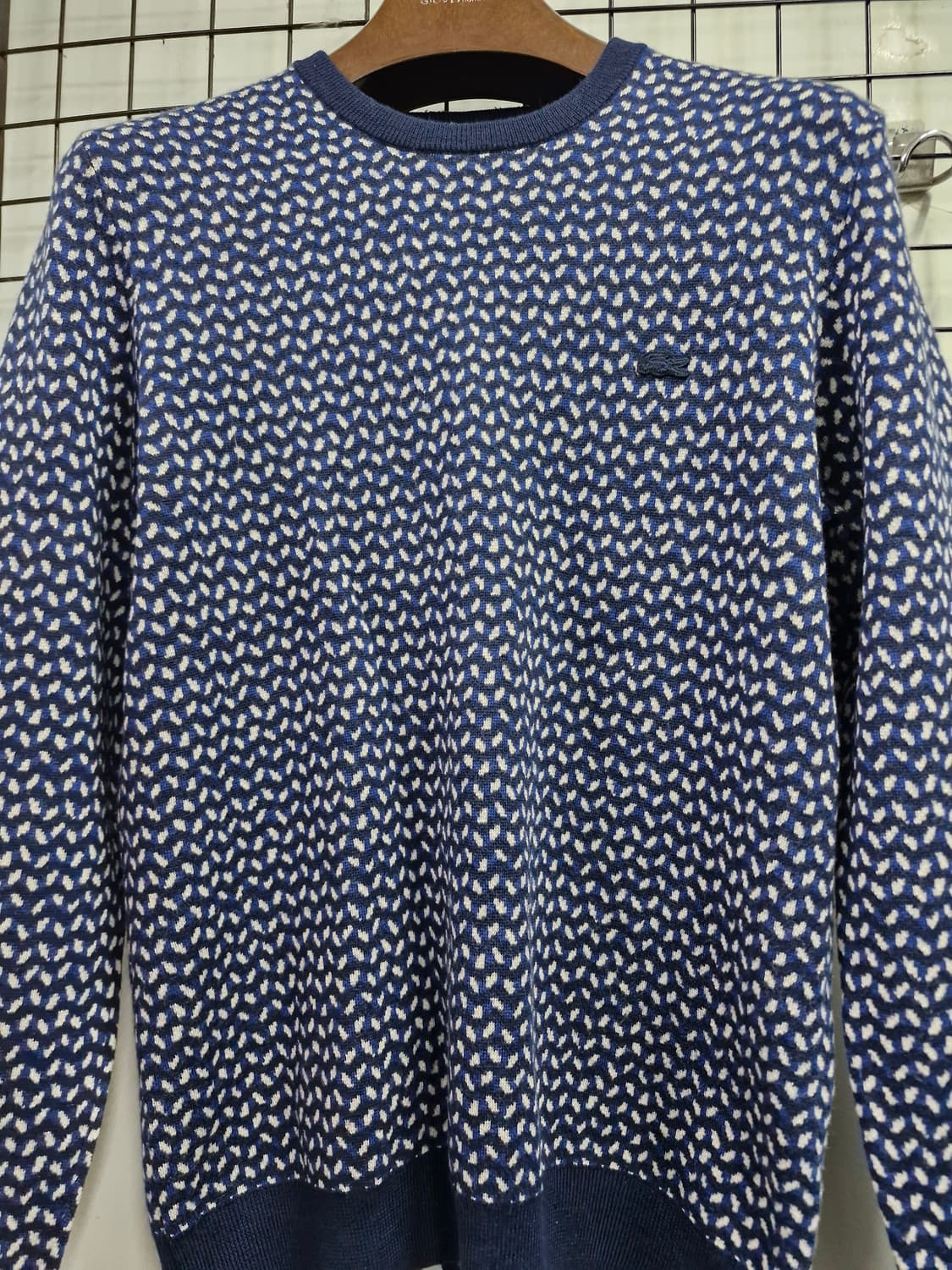 100L 라코스테 네이비 패턴 울 니트. 상품이미지5