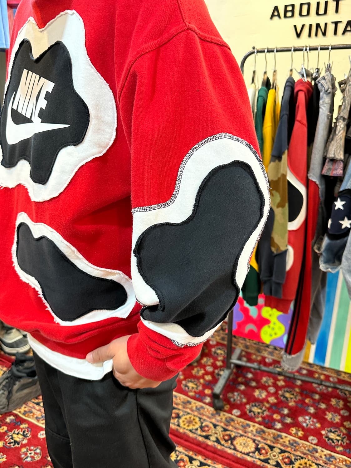 나이키 아플리케 커스텀 맨투맨 레드 상품이미지3