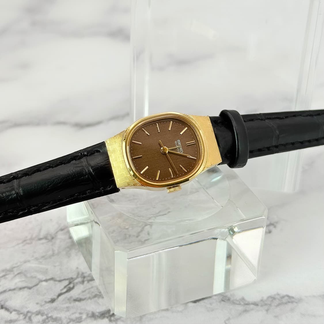 80s90s 빈티지 세이코 골드 텍스처 오벌 워치 상품이미지1