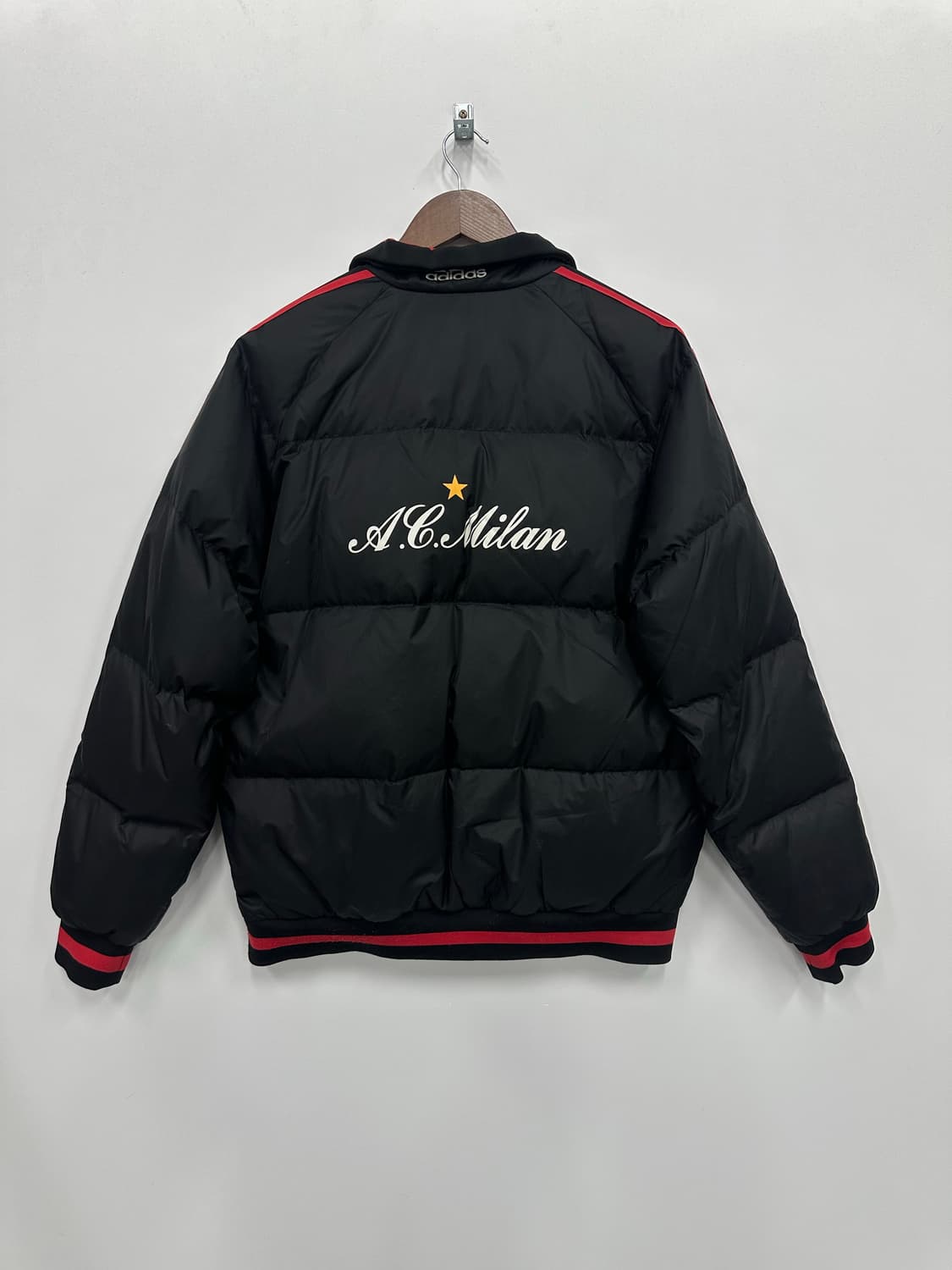 아디다스 ac밀란 검빨 마샬아츠 패딩 상품이미지5