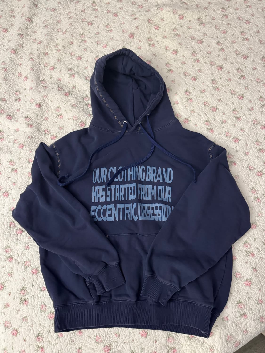 이센트릭 레터링 후드 상품이미지1