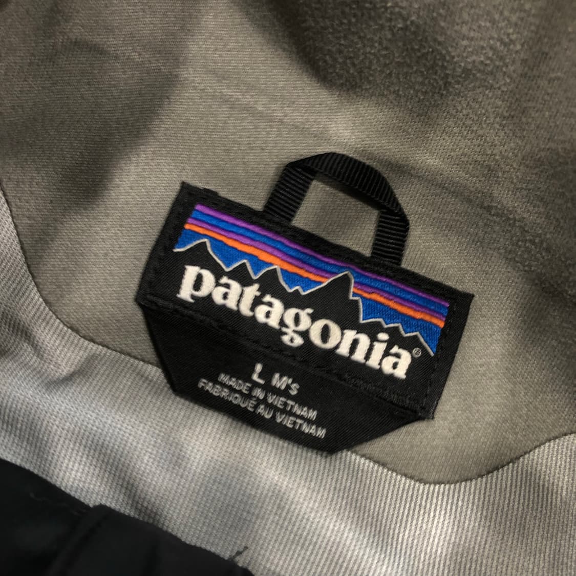 파타고니아 토렌쉘 3L 나일론 바람막이 레인 자켓 상품이미지6