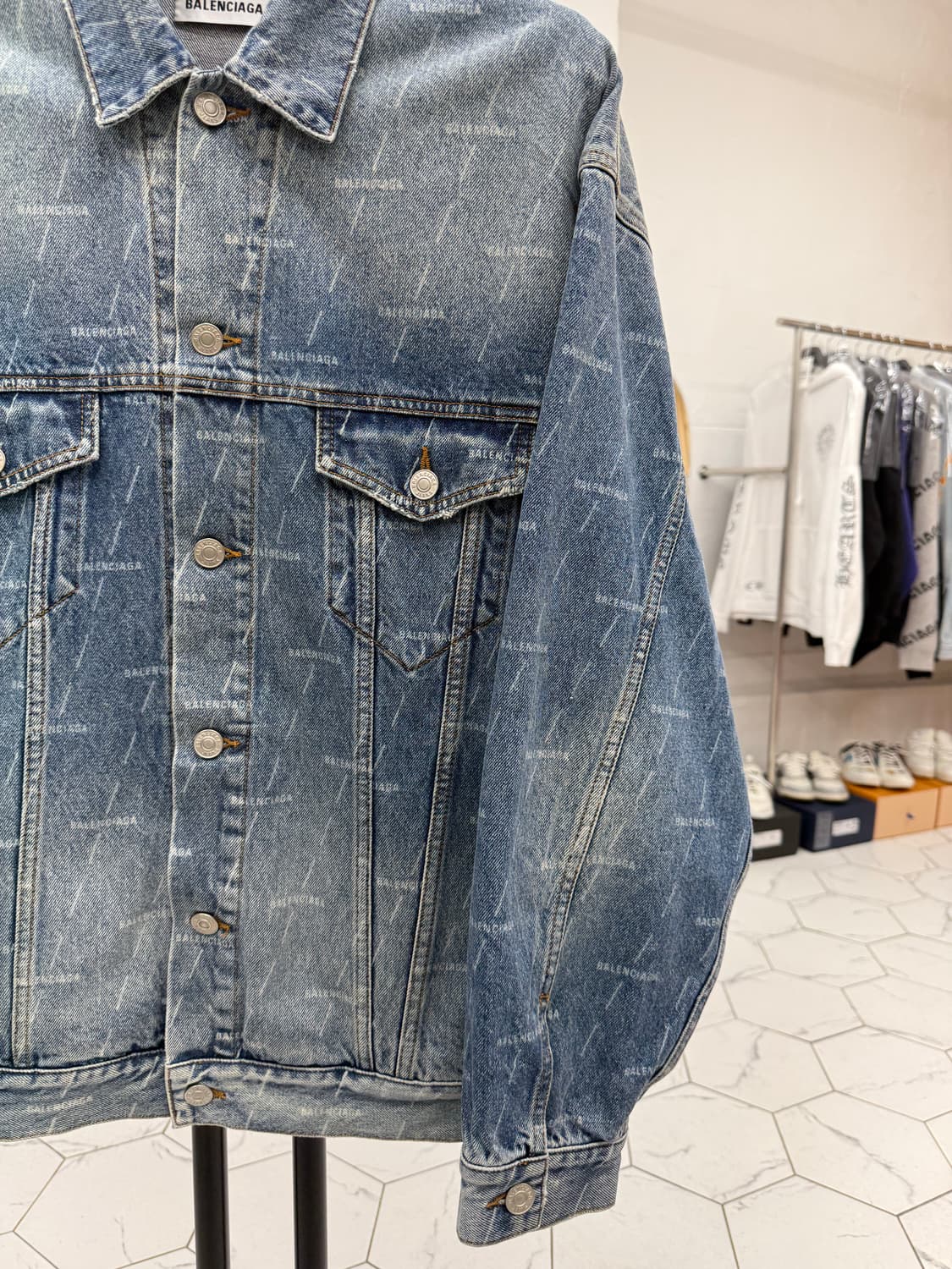 [38] 발렌시아가 멀티로고 데님 자켓 상품이미지4