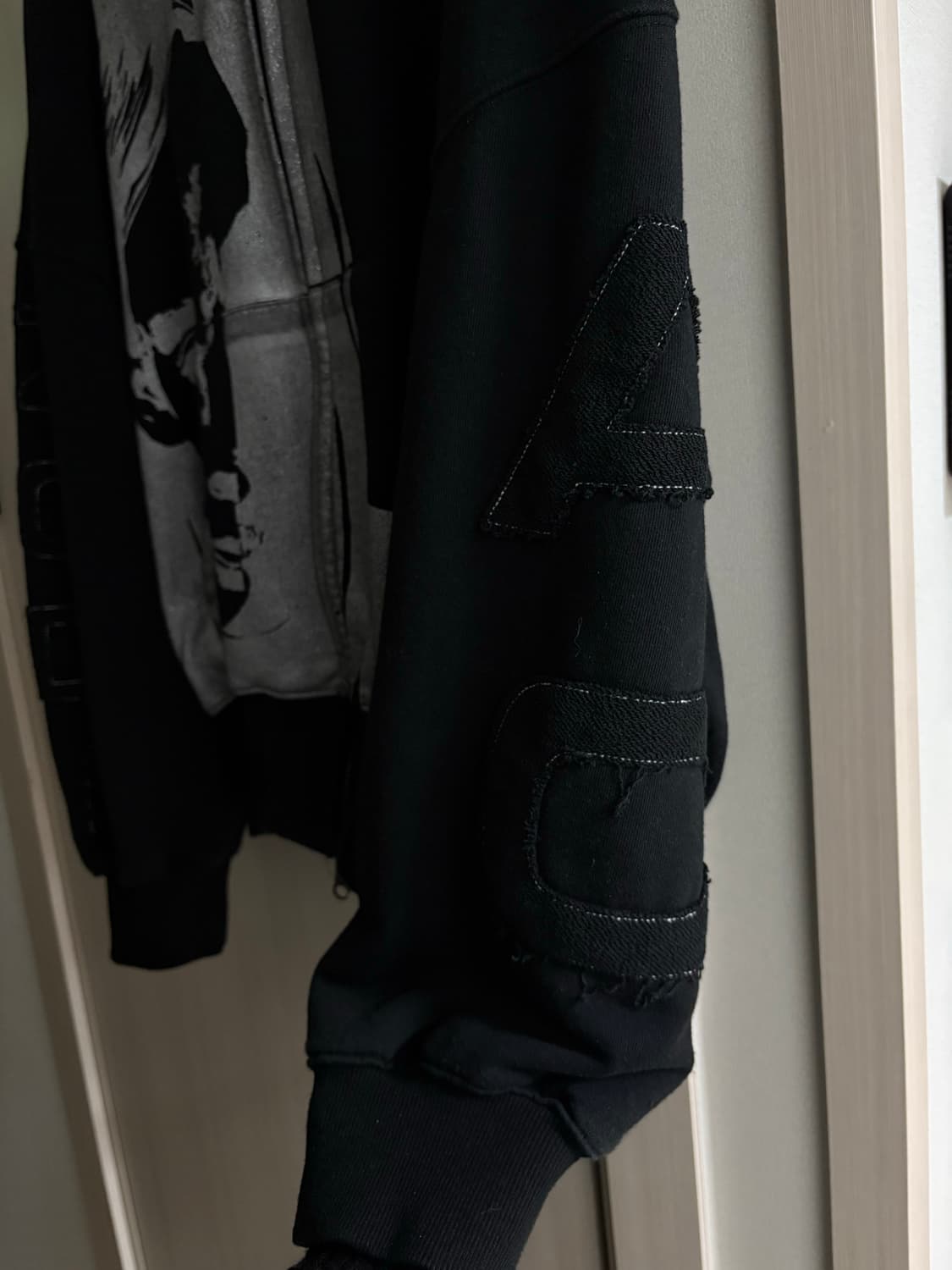 오도어 조디악 후드집업 상품이미지2