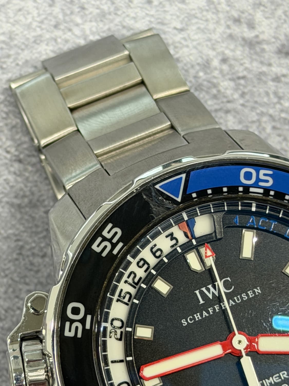 IWC 아쿠아타이머 딥투 IW3547 시계 판매합니다. 상품이미지2