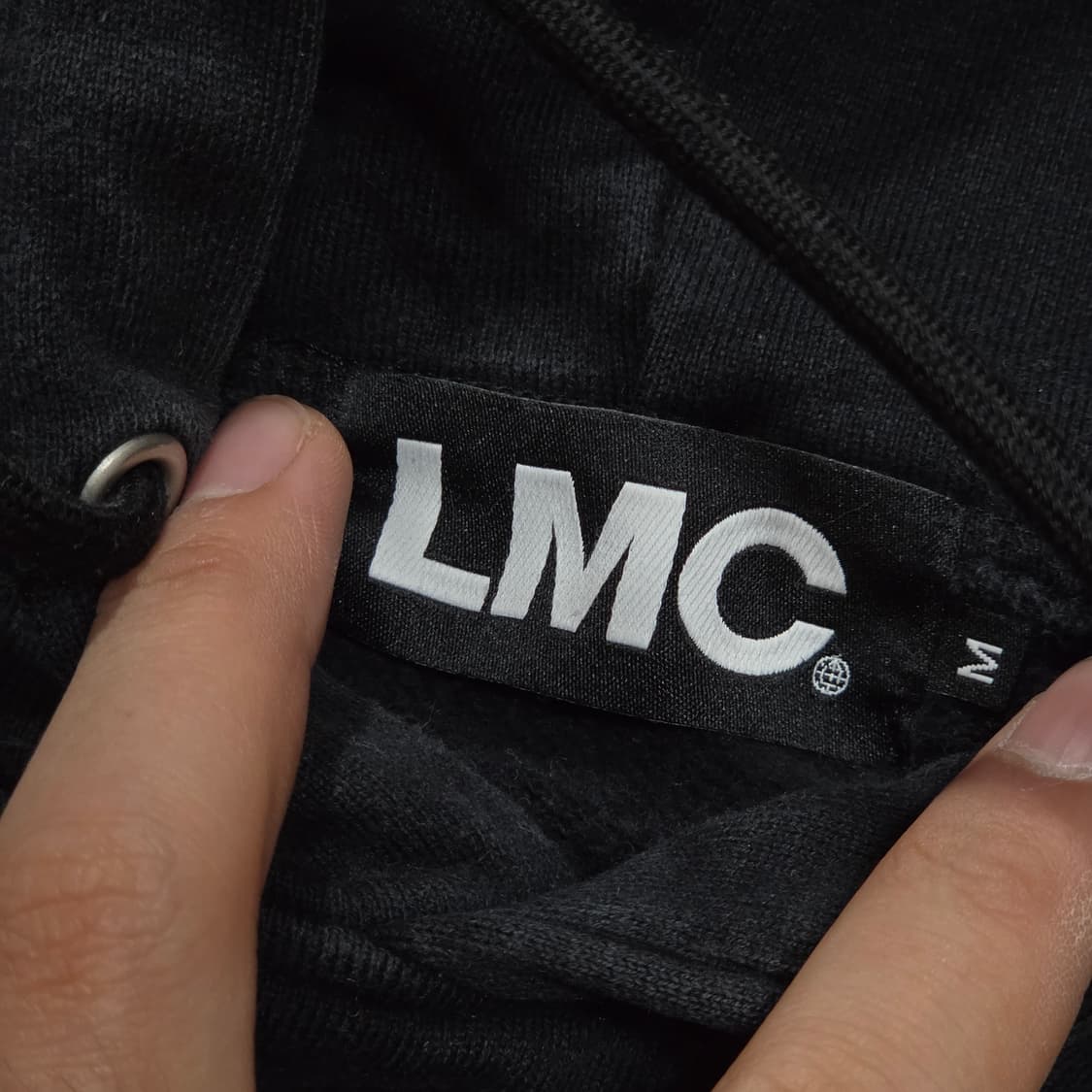 LMC 블랙 후드티 상품이미지7