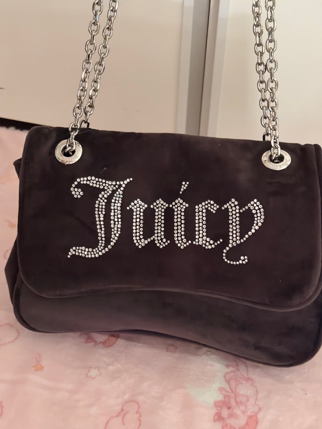 쥬시꾸뛰르 벨벳 스톤 체인 숄더백/크로스백 브라운 상품이미지2