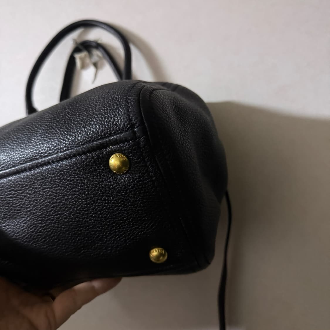 프라다 비텔로 다이노 레더 토트&크로스백 상품이미지4