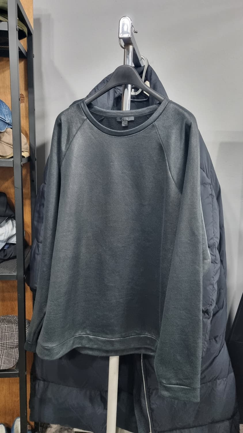 코스(cos) 코팅(광택) 긴팔티 스웻셔츠 맨투맨 100~105 상품이미지1