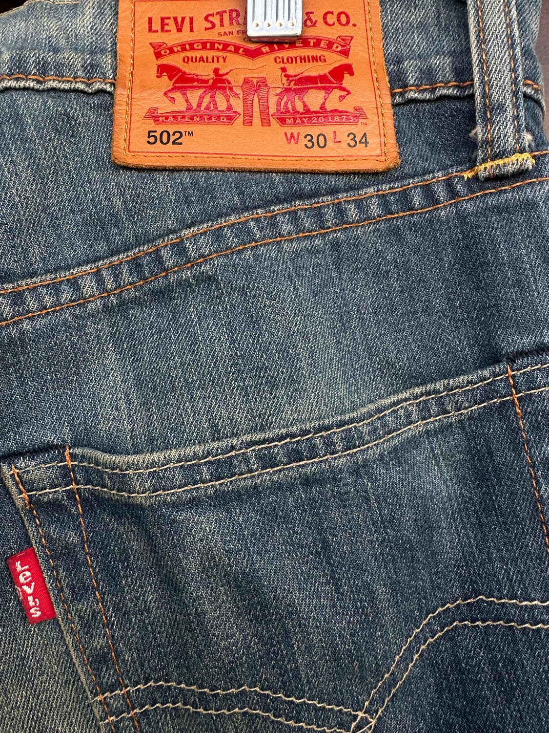 [Levi's] 빈티지 502 테이퍼드 핏 데님 👖 상품이미지4
